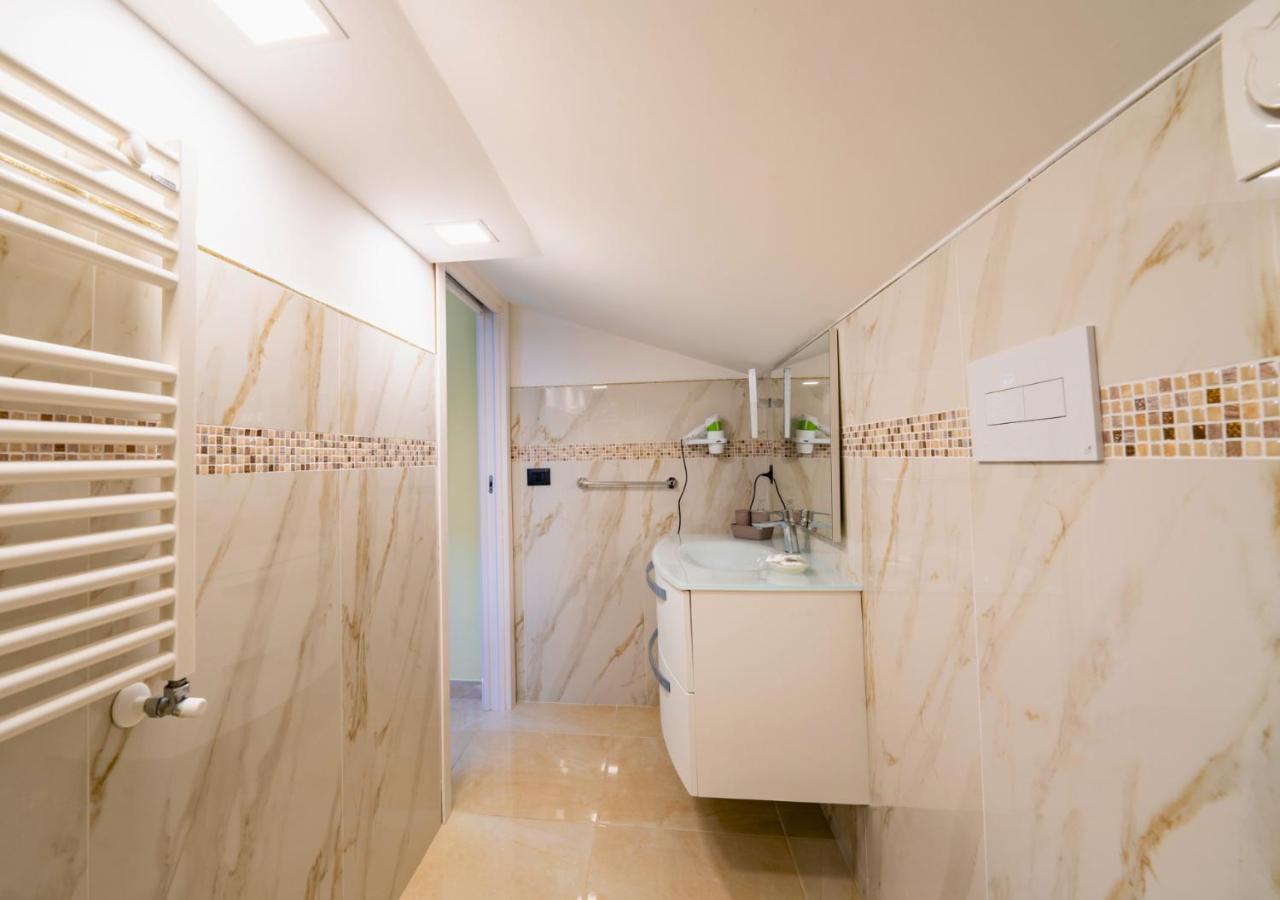 Villa Dei Cesari Bed & Breakfast Santa Maria La Carita Luaran gambar